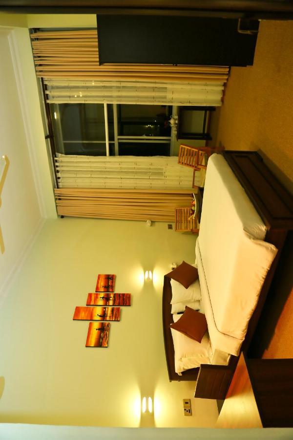 Lourdes Hotel Νουβάρα Ελίγια Εξωτερικό φωτογραφία
