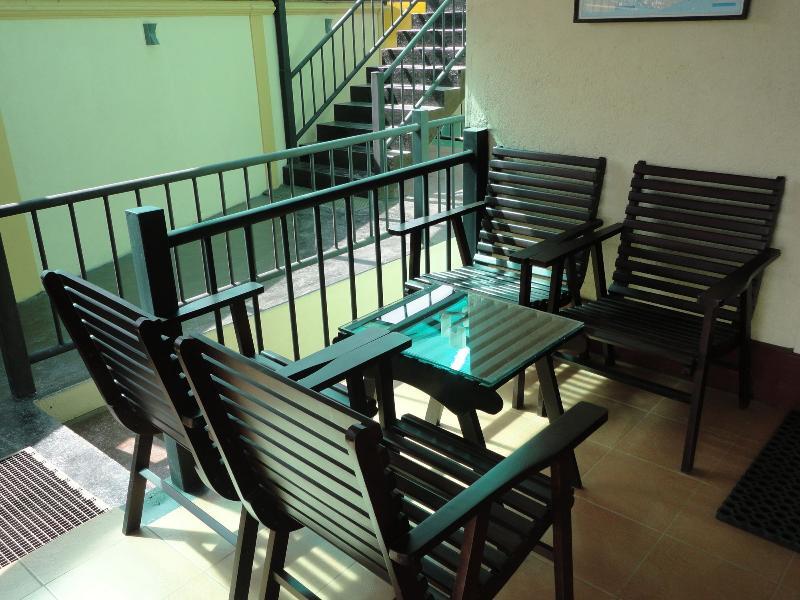 Lourdes Hotel Νουβάρα Ελίγια Εξωτερικό φωτογραφία